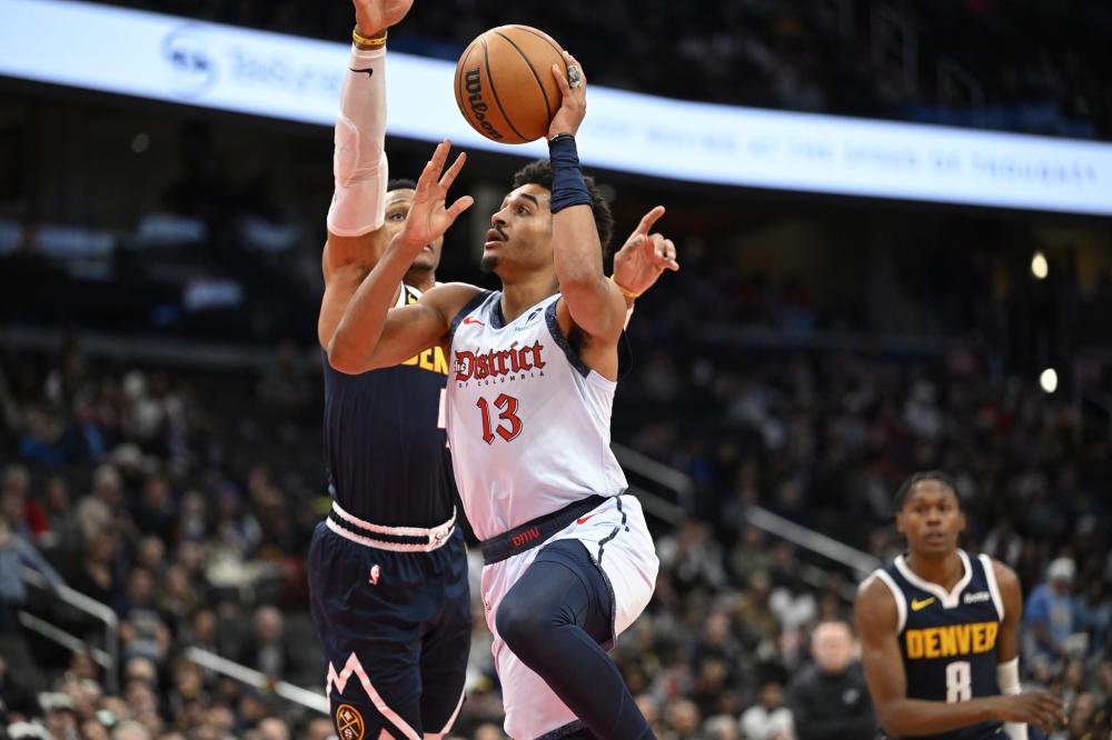 功不仅是她 功不仅是她